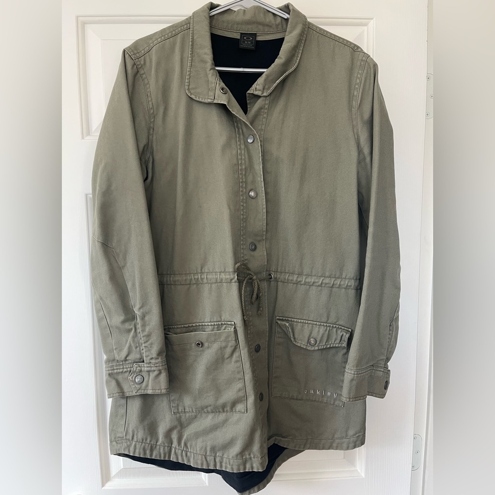 Oakley light weight jacket